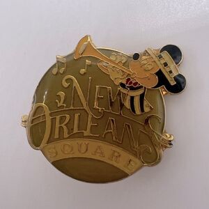 *3/$20* Vintage Disneyland New Orleans Square pin